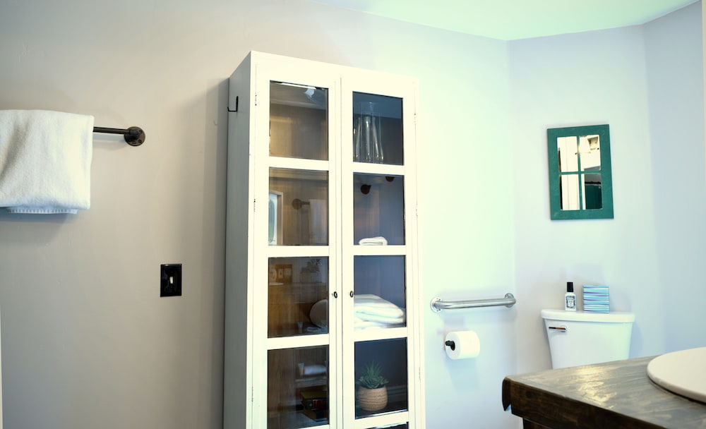 Suite 8 Green Grotto photo 2
