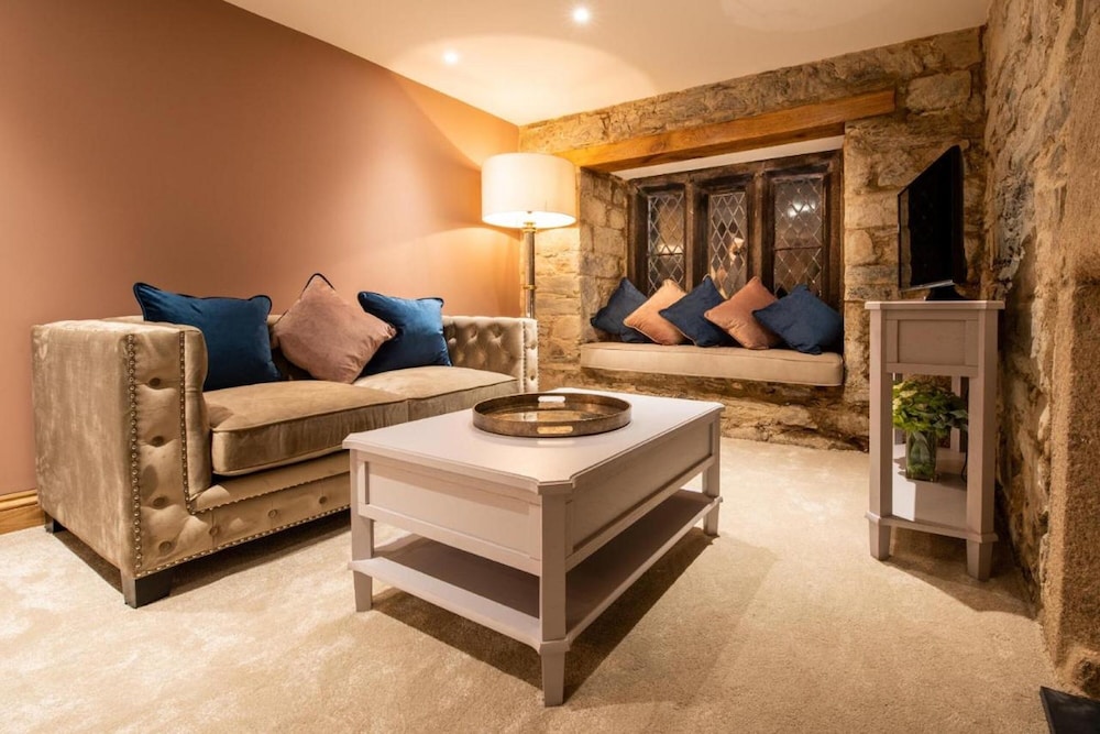 Superior Suite - Photo 1