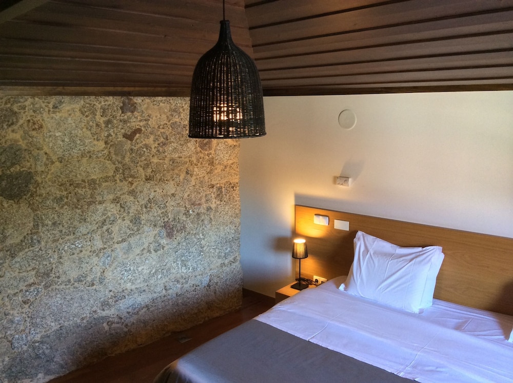 Double or Twin Room, Pool View - Photo 8