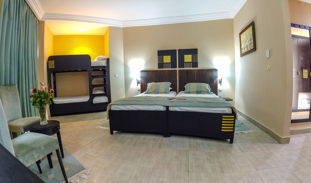 Standard Quadruple Room, 1 Bedroom photo 2