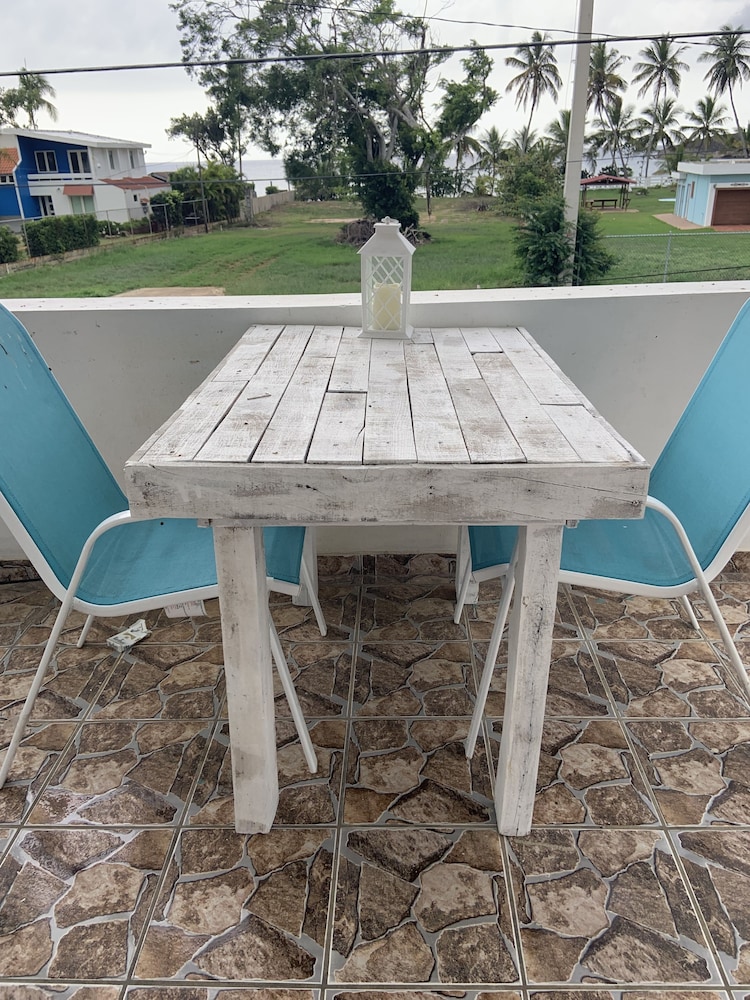 Family Apartment, 2 Bedrooms, Beach View, Sea Facing photo 3