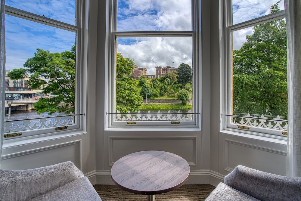 Executive Room, 2 Twin Beds, Non Smoking (View) - Photo 7
