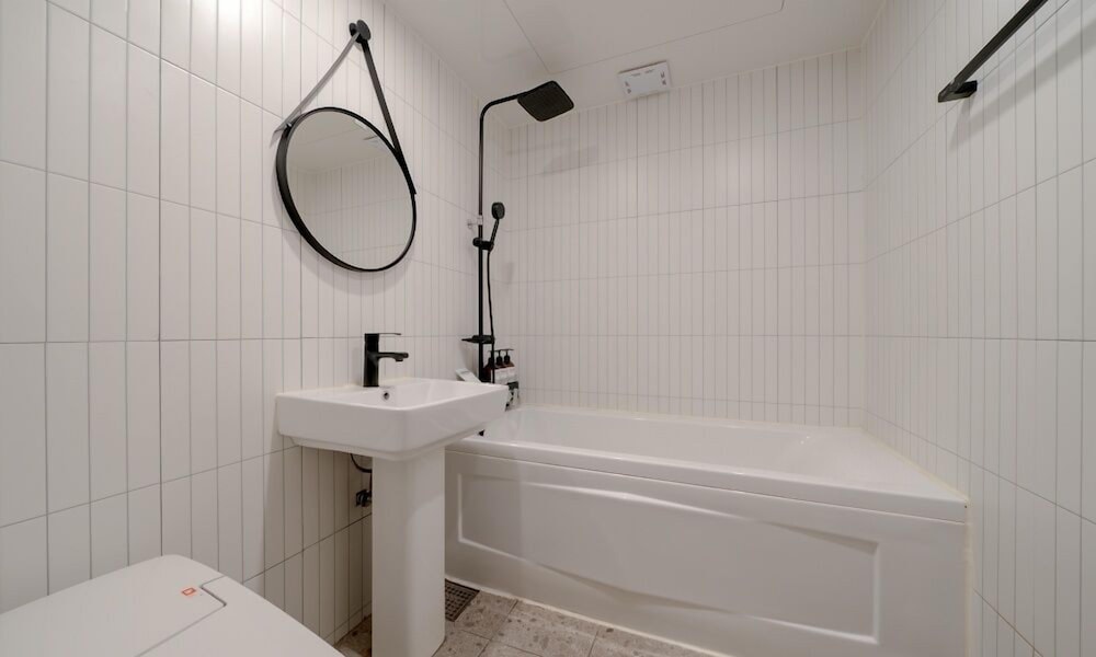 Deluxe Double Room - Photo 10