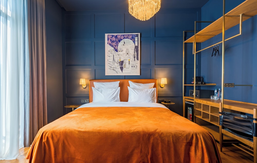 Premium Double Room, 1 King Bed, City View