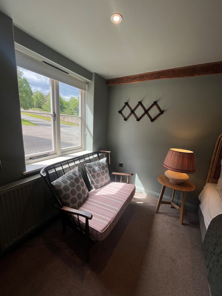 Twin Room, Ensuite photo 3