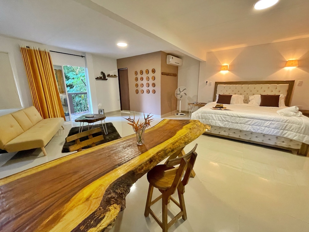 Luxury Double Room, 1 King Bed, Balcony