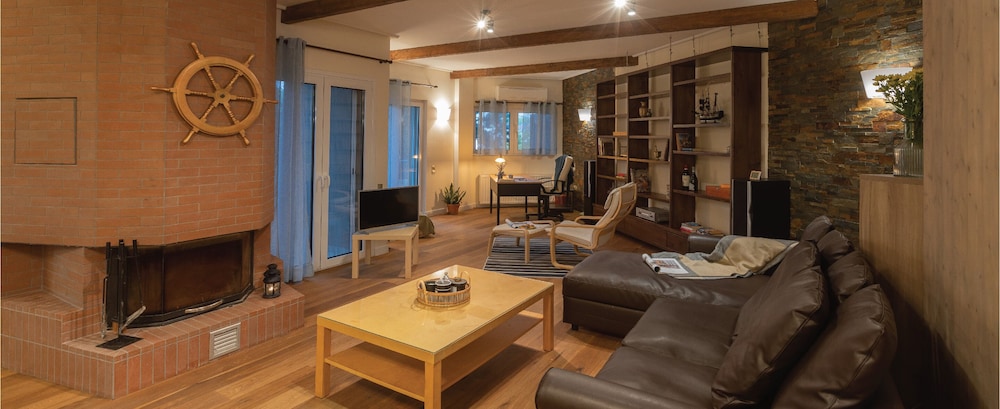 Superior Apartment photo 2