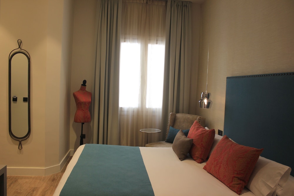 Single Room, Courtyard View photo 2