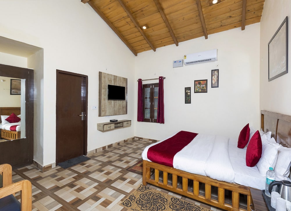 Deluxe Double Room photo 2