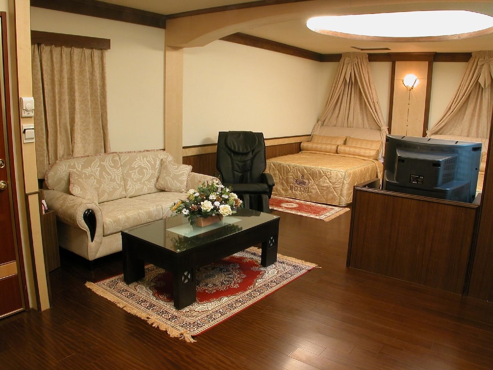 Premium Double or Twin Room, Private Bathroom