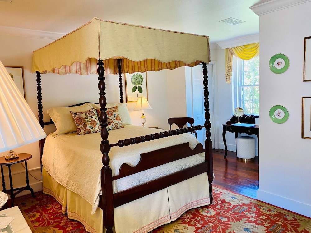 The Connor Room photo 2