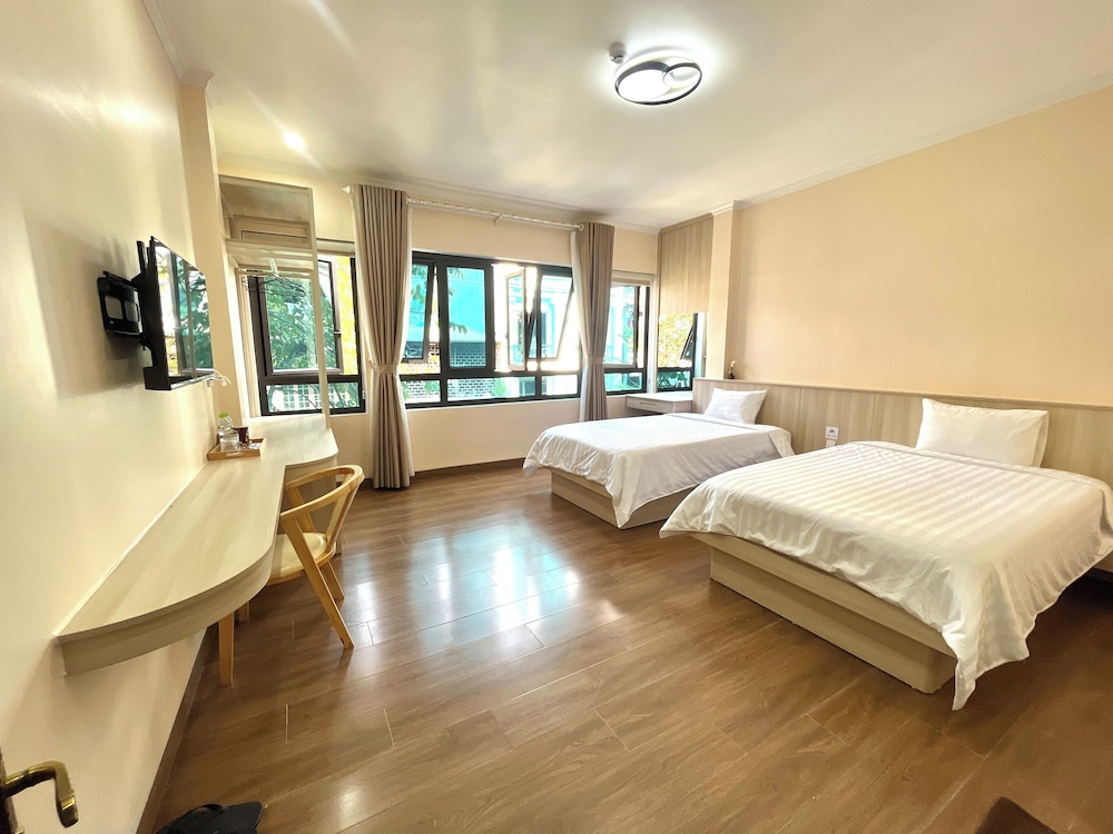 Luxury Double or Twin Room, City View photo 2