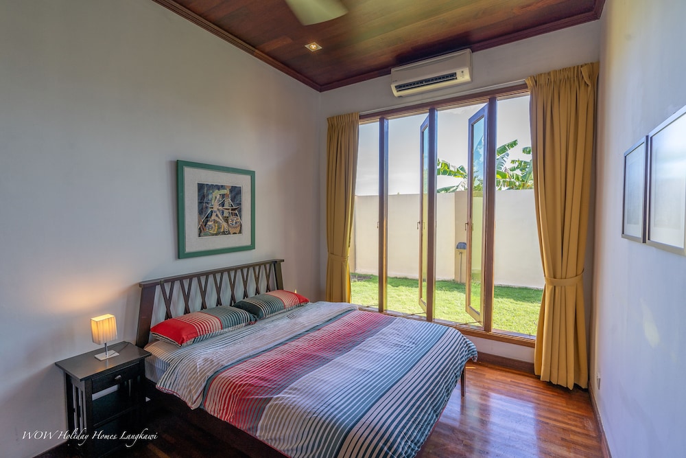 Villa, 4 Bedrooms photo 2