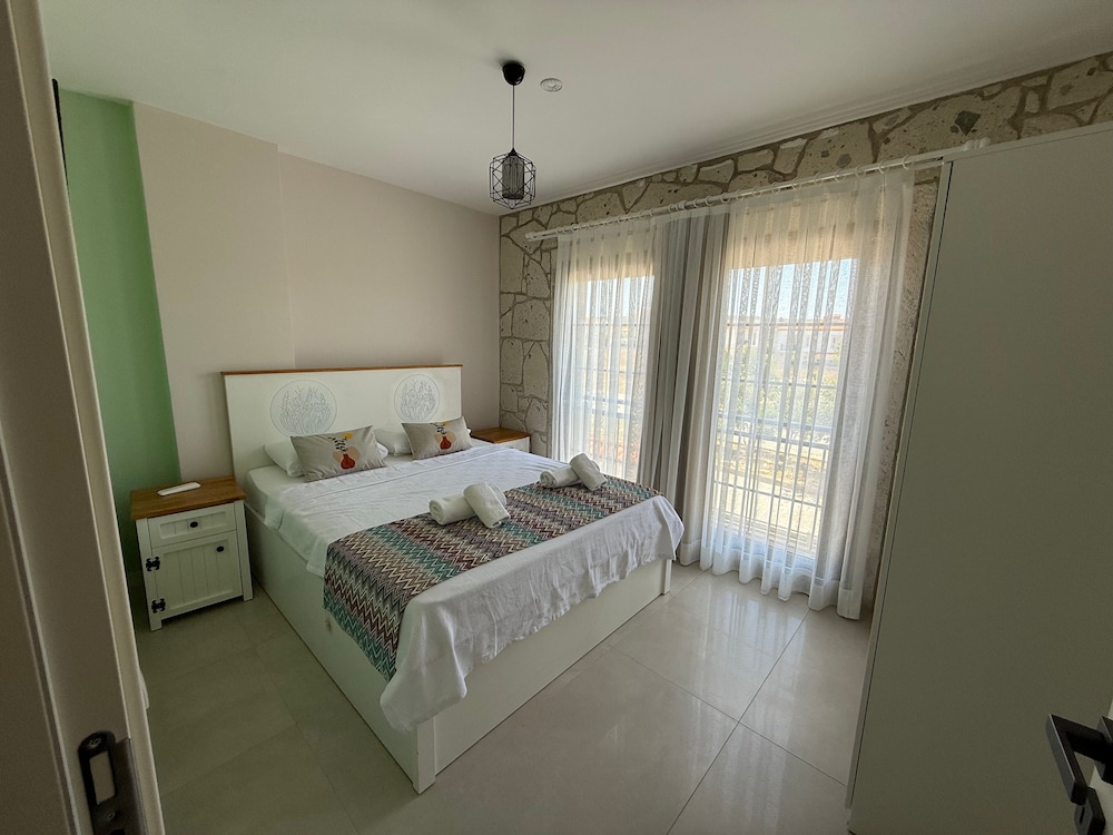 Comfort Duplex, Balcony, Garden View