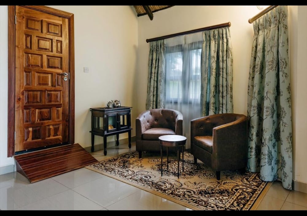 Luxury Double or Twin Room photo 1