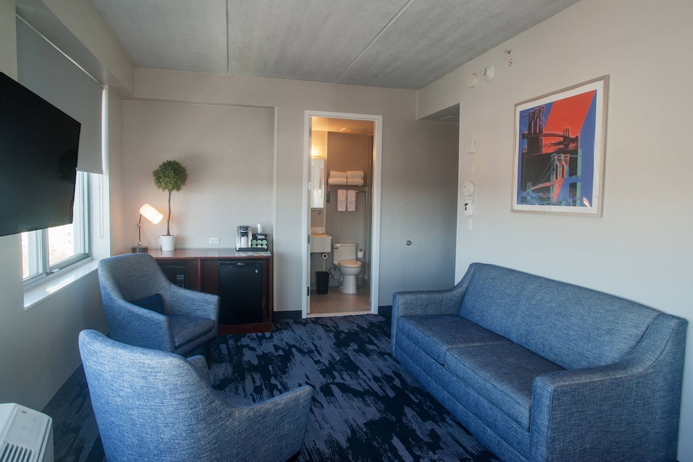 Suite, 1 Bedroom photo 1