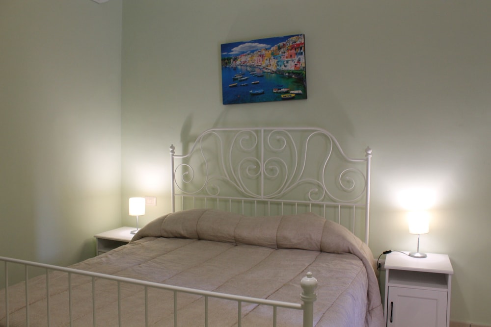 Basic Apartment, Multiple Beds, Bathtub, Annex Building (Bilocale Ravello ed Oplonti) photo 1