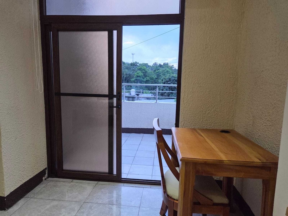 Standard Double or Twin Room, Courtyard View photo 2