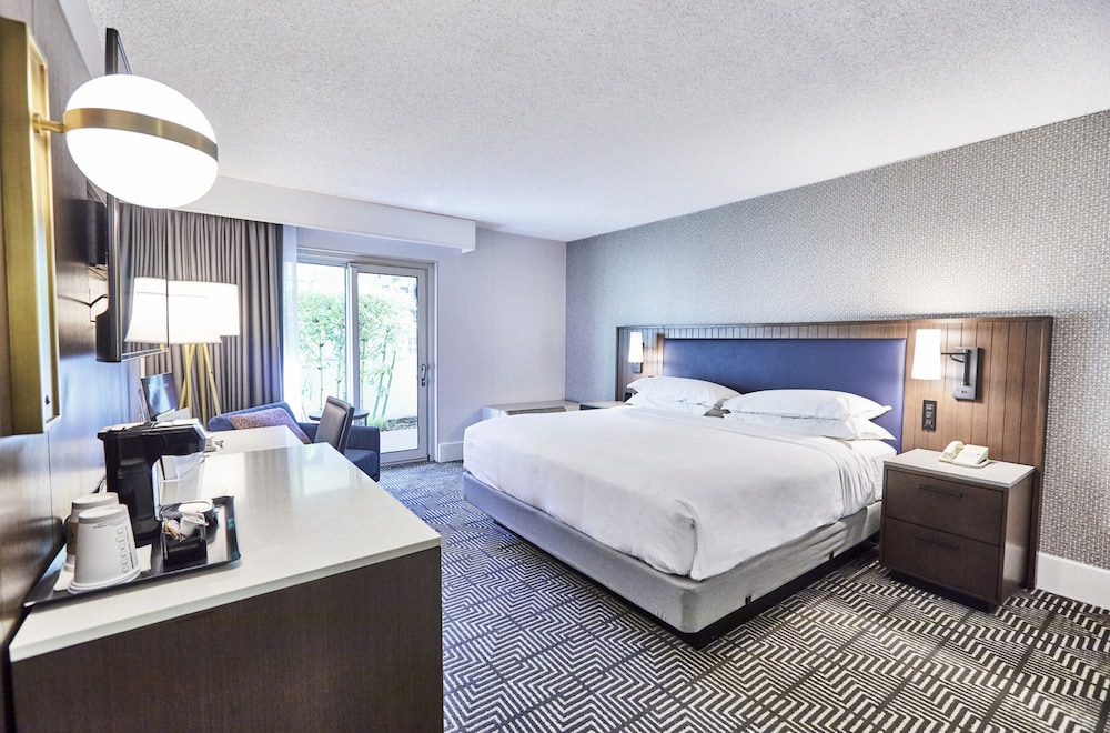 Deluxe Room, 2 Queen Beds (Superior) - Photo 2