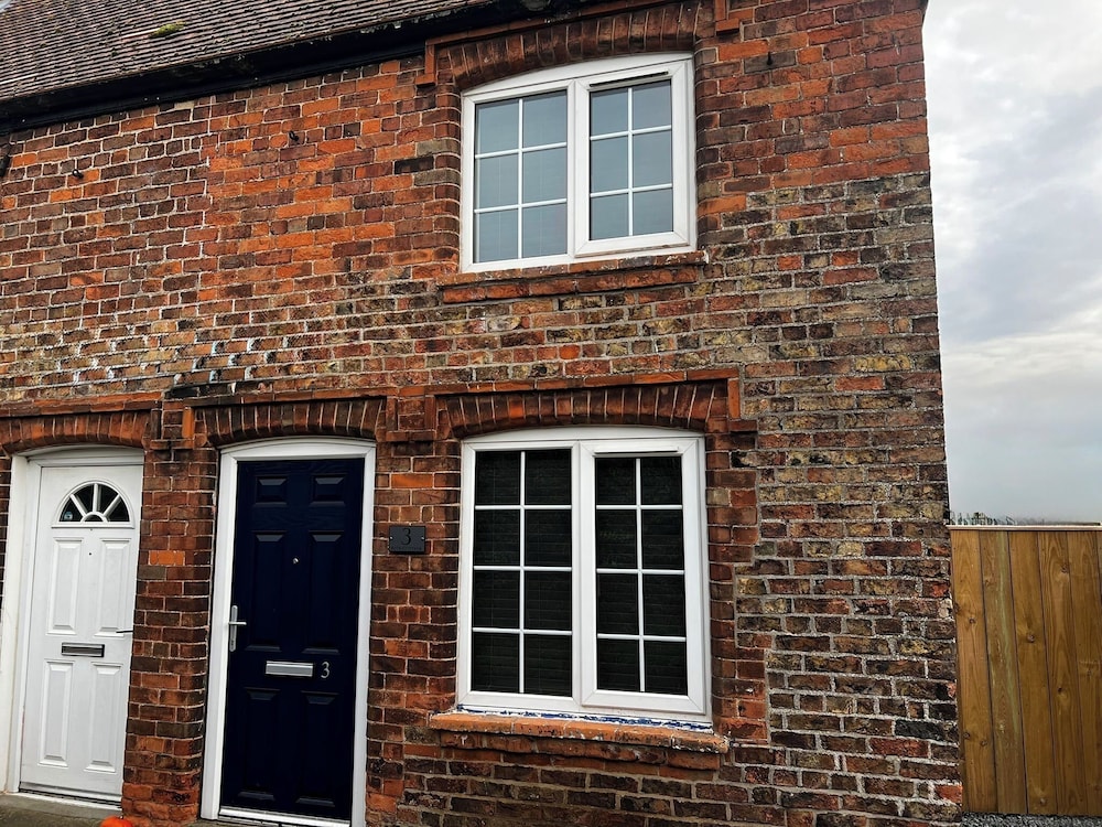 House, 2 Bedrooms, Smoking, Garden View