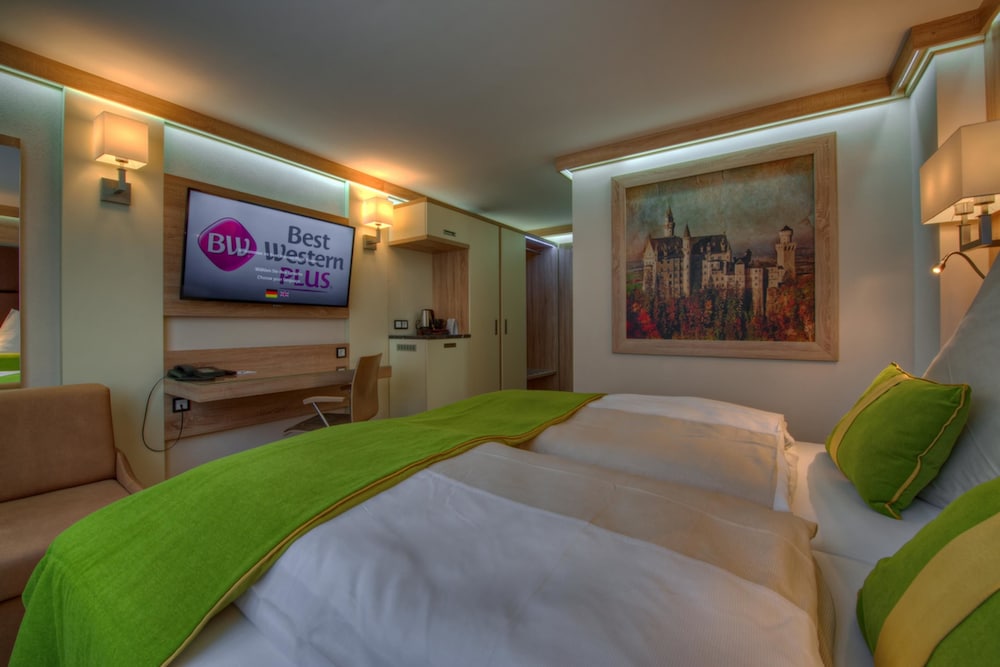 Comfort Room, 2 Twin Beds (with Sofabed) photo 2
