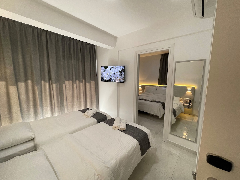 Standard Suite, 2 Bedrooms, Connecting Rooms - Photo 6