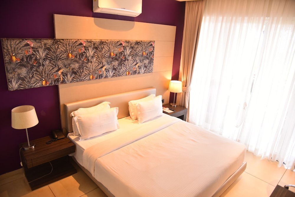 Deluxe Room - Photo 3