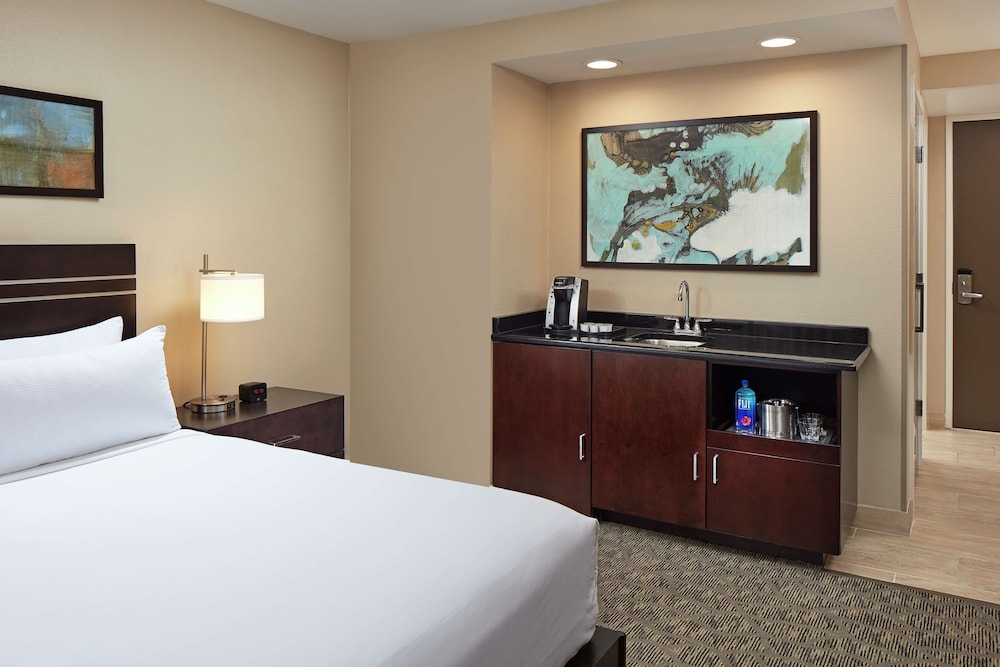 Deluxe Room, 1 King Bed