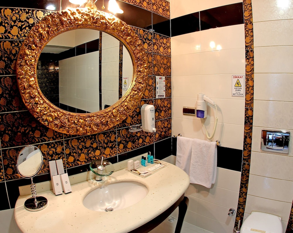 Suite, 1 Bedroom photo 2