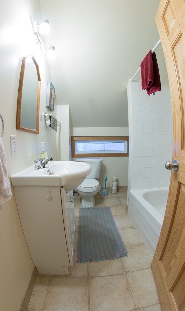 Lodge Room 3 at Cabot Shores photo 2