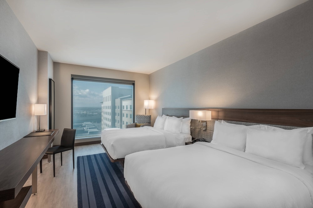 Classic Room, 2 Queen Beds (Hearing Accessible)
