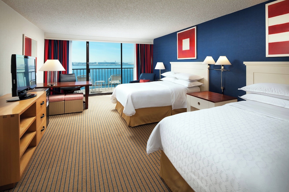 Premium Room, 2 Queen Beds, (Marina Tower Newly Renovated) - Photo 6