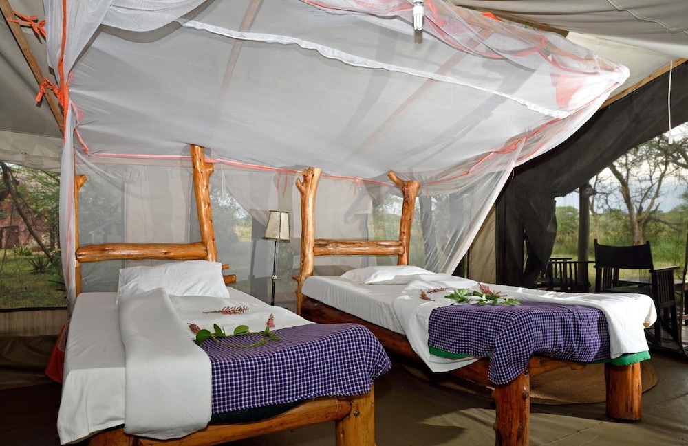 Deluxe Tent, Garden View