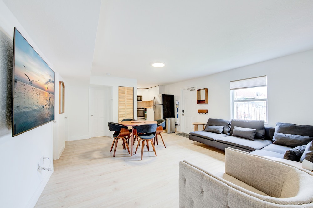 Apartment, 4 Bedrooms, 2 Bathrooms, Ground Floor photo 1