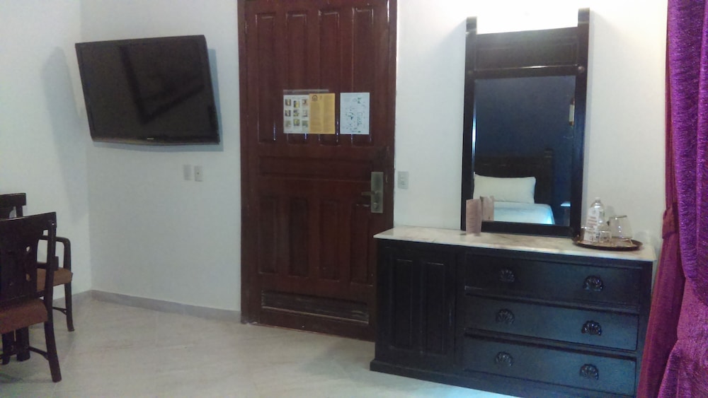 Standard Room - Photo 22