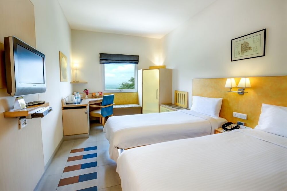 Superior Room, 2 Twin Beds photo 3