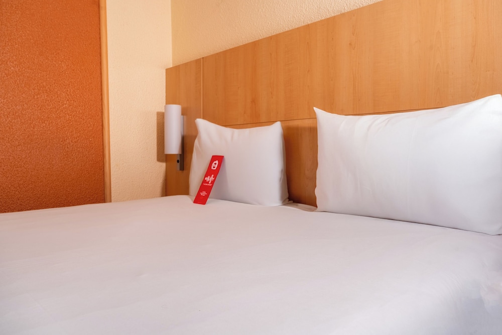 Standard Room, 1 Double Bed - Photo 3