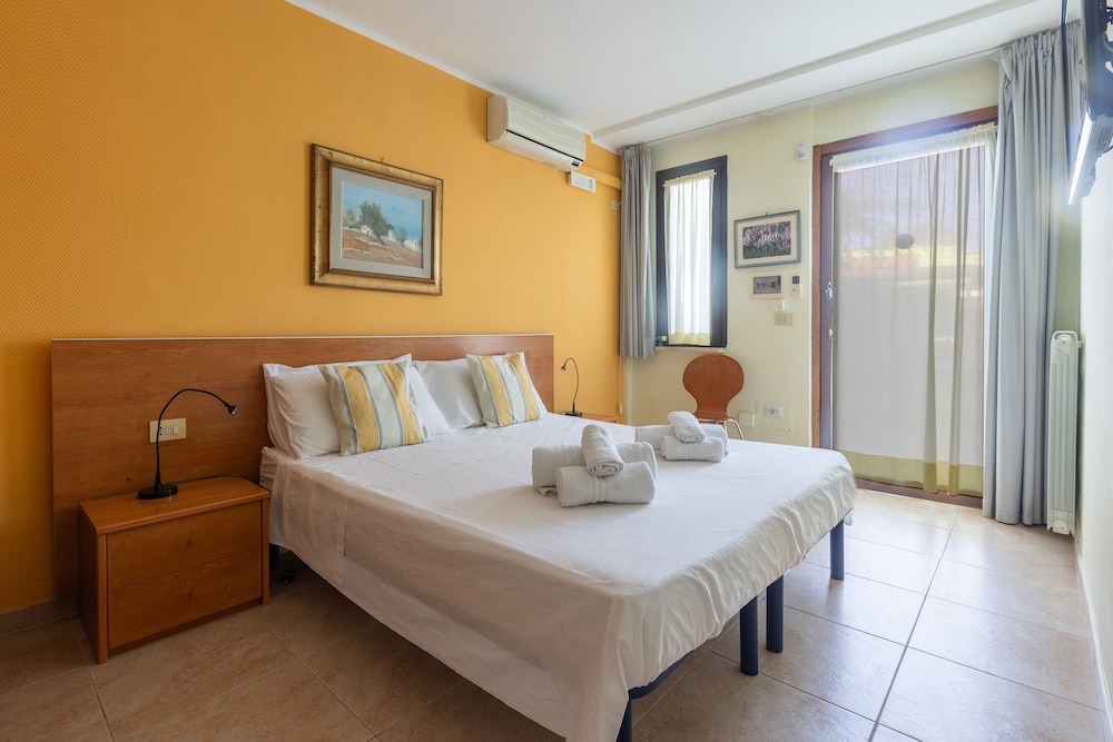 Room photo 3
