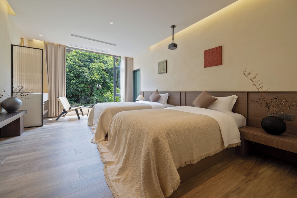 Elite Twin Room, Courtyard View