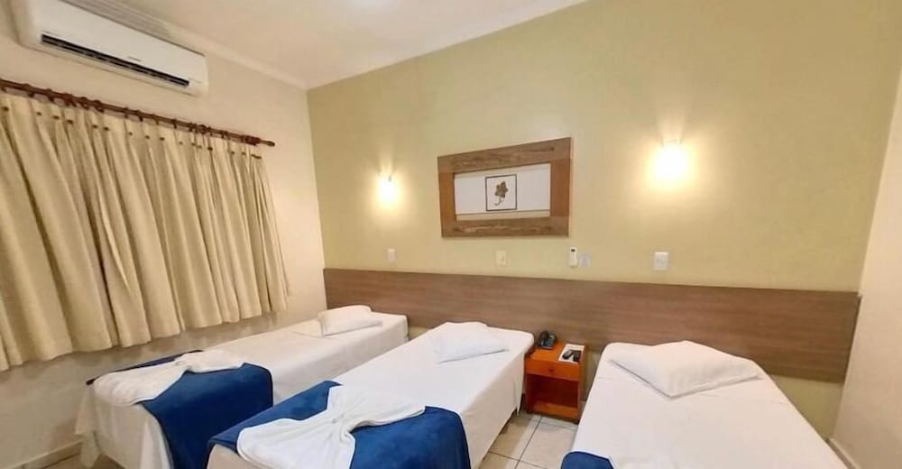 Triple Room, 3 Twin Beds photo 1