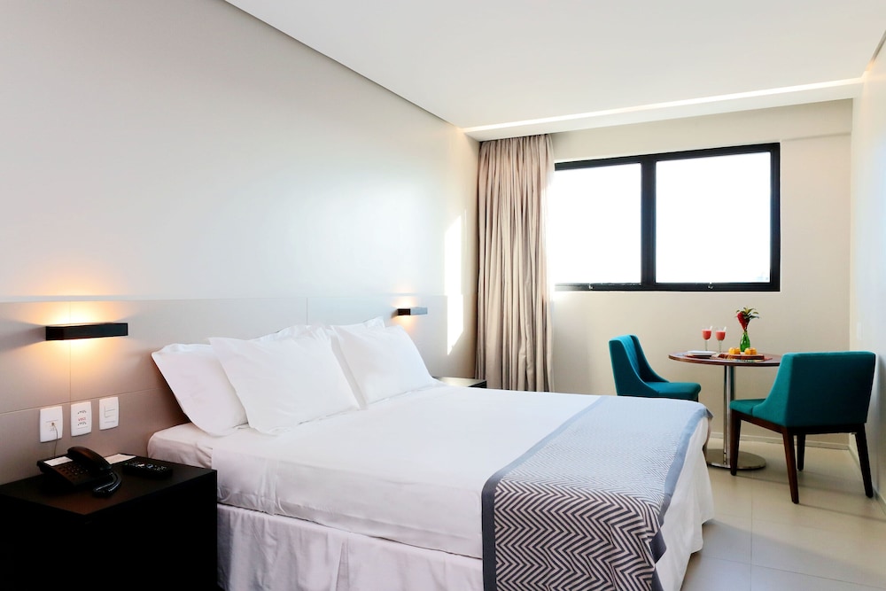 Premium Double Room, 1 King Bed photo 1