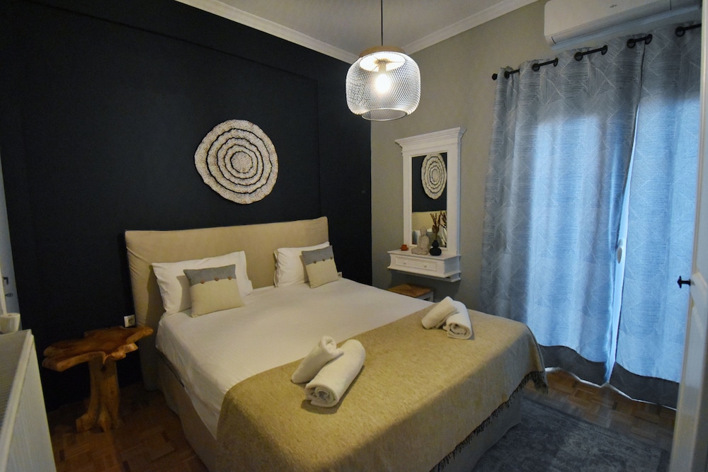 Design Apartment (Separate Apartment  50m from the hotel) photo 1