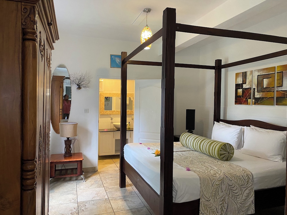 Family Apartment, Garden View