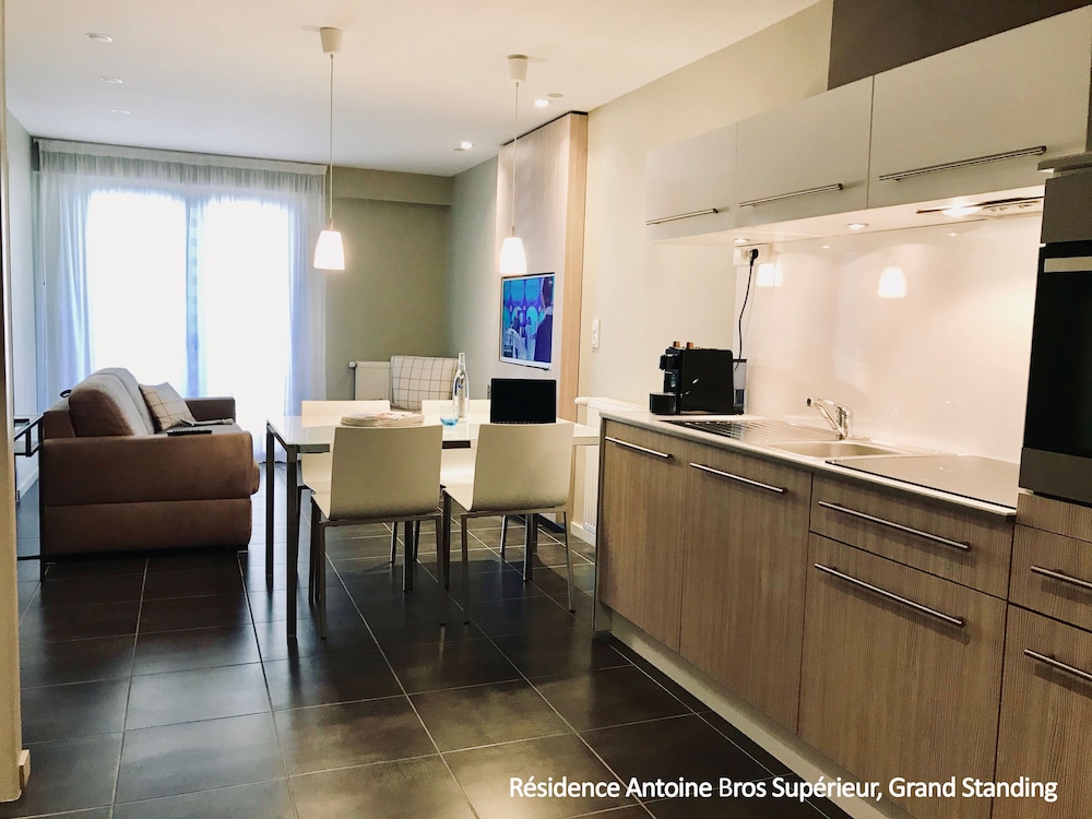 Superior Apartment (Antoine Bros) photo 2