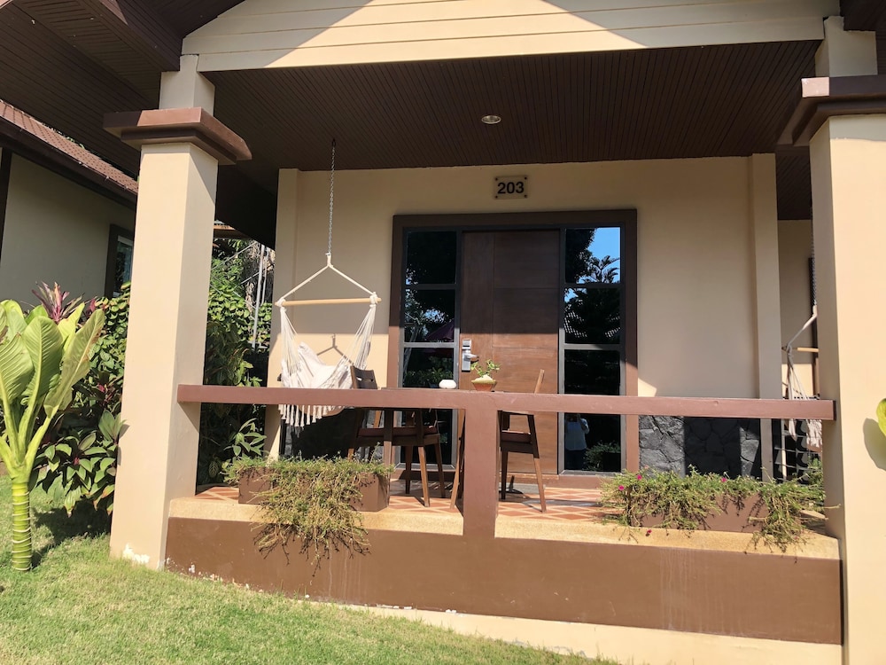 Premium Bungalow - Photo 3