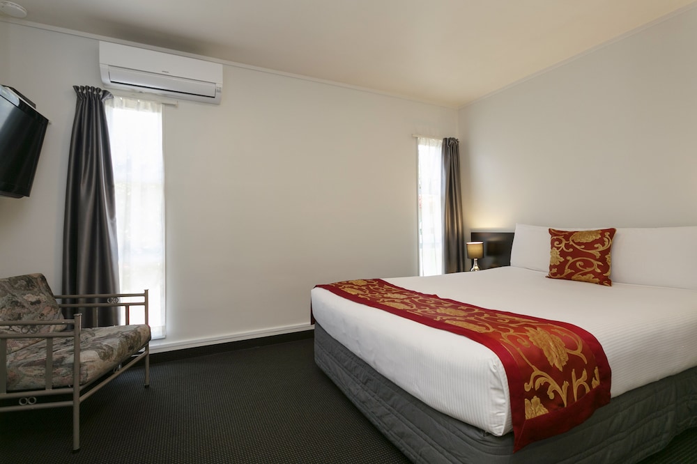 One Bedroom Motel Unit photo 2