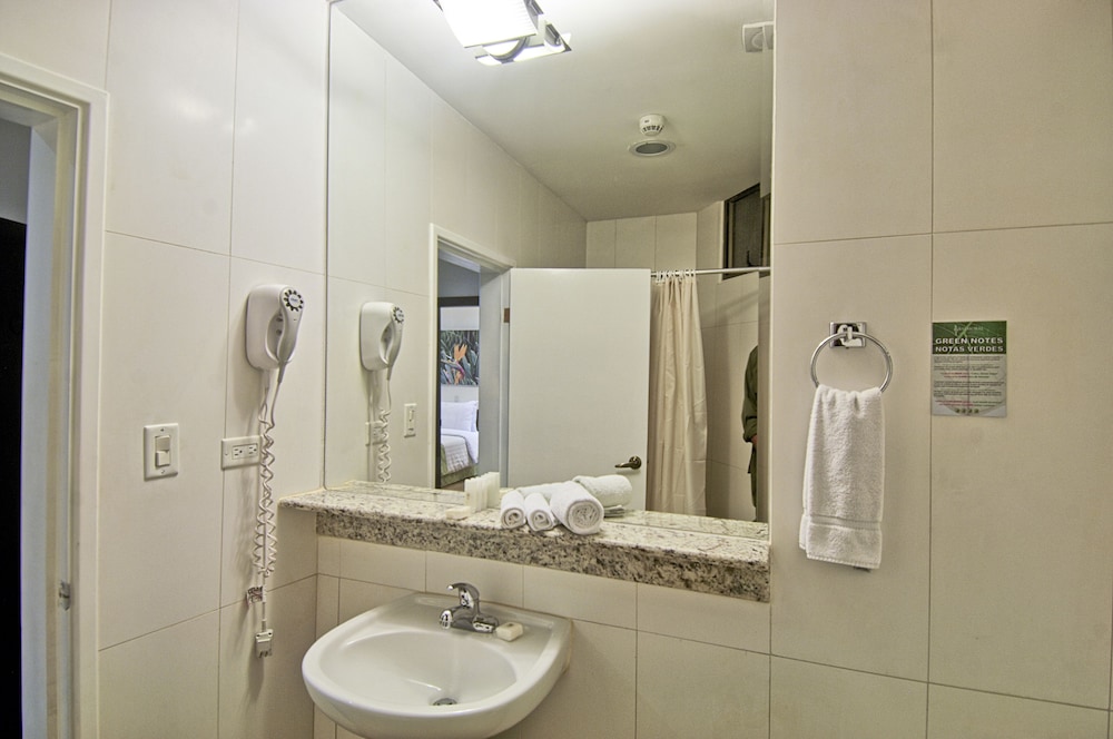 Junior Suite, 2 Bedrooms photo 2