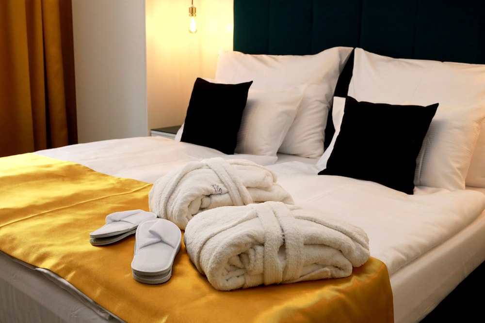 Superior Suite, 1 Bedroom, City View photo 1