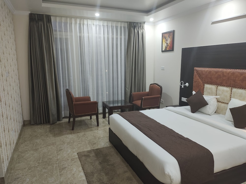 Economy Room - Photo 6