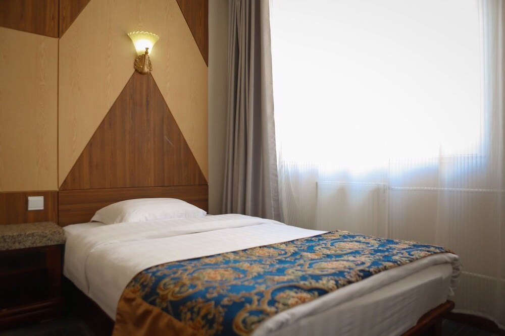 Standard Twin Room photo 2